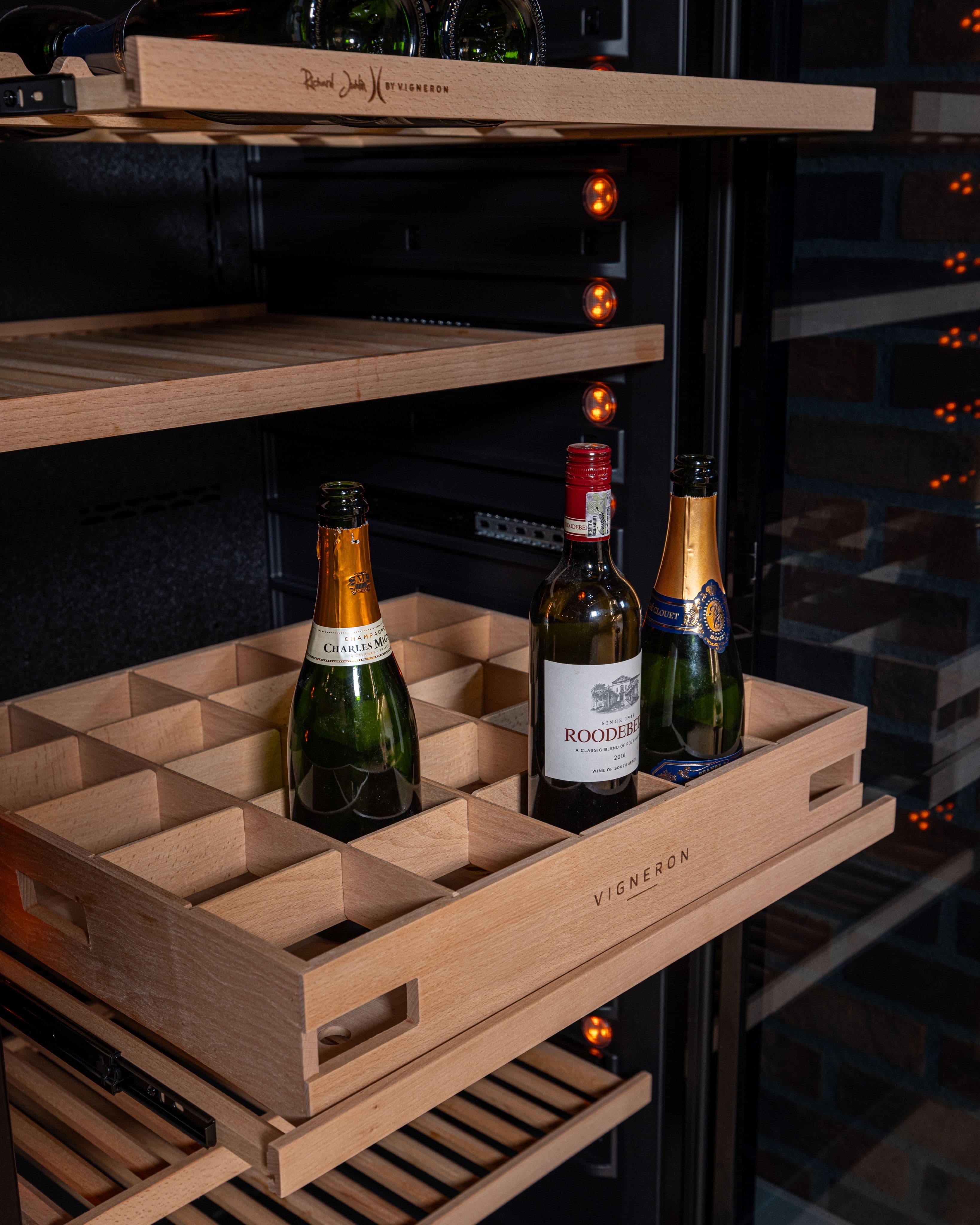 vigneron vinvägg hotell och restaurang vinkyl