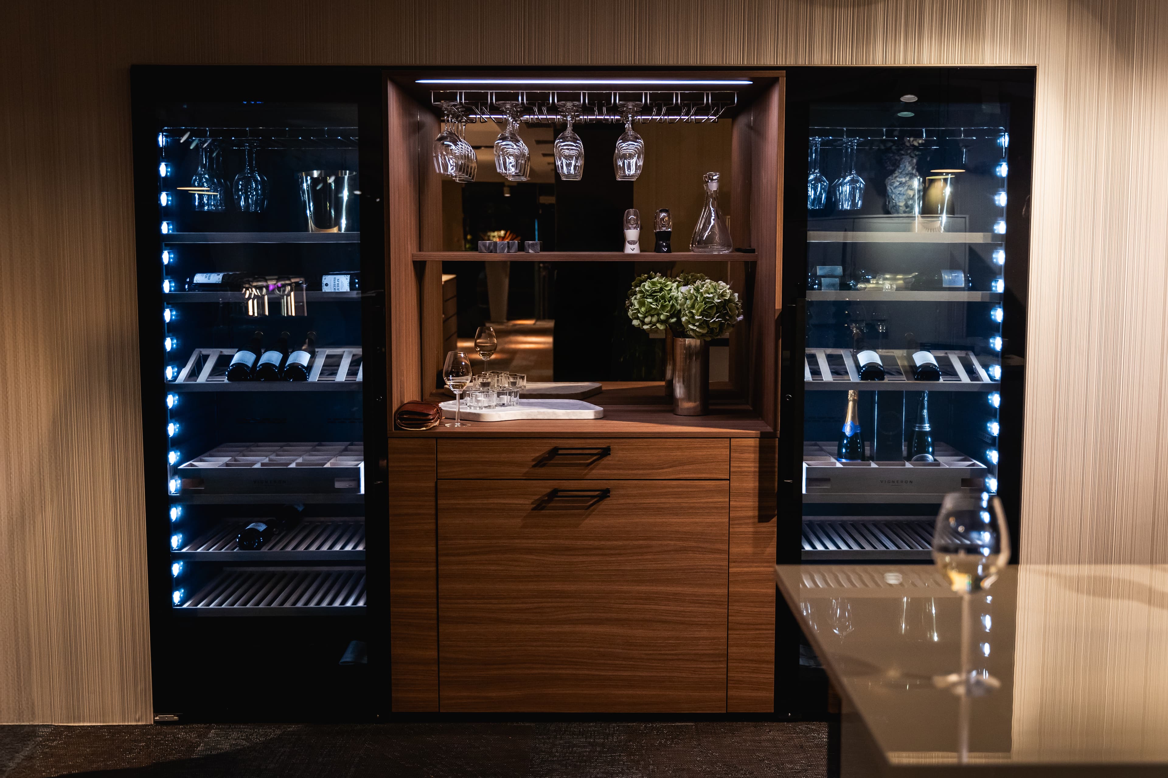 Bygg en vinvägg med Vigneron Storage!